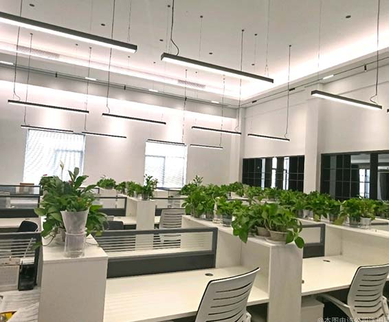 比芙肉食上?？偛哭k公室空調(diào)
